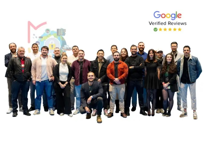 Photo de groupe de l’équipe AT Connect, expert en téléphonie IP 3CX, avec avis clients certifiés Google.